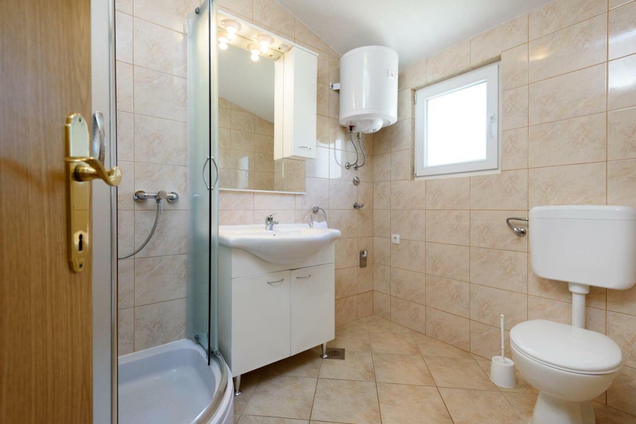 Apartmani Beran Seget Vranjica Exteriér fotografie